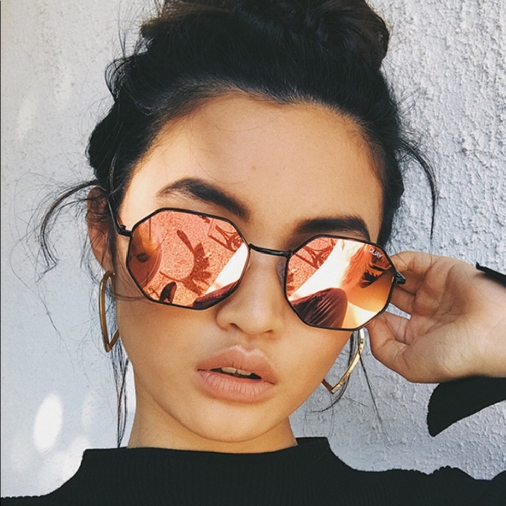 QUAY SUNGLASSES